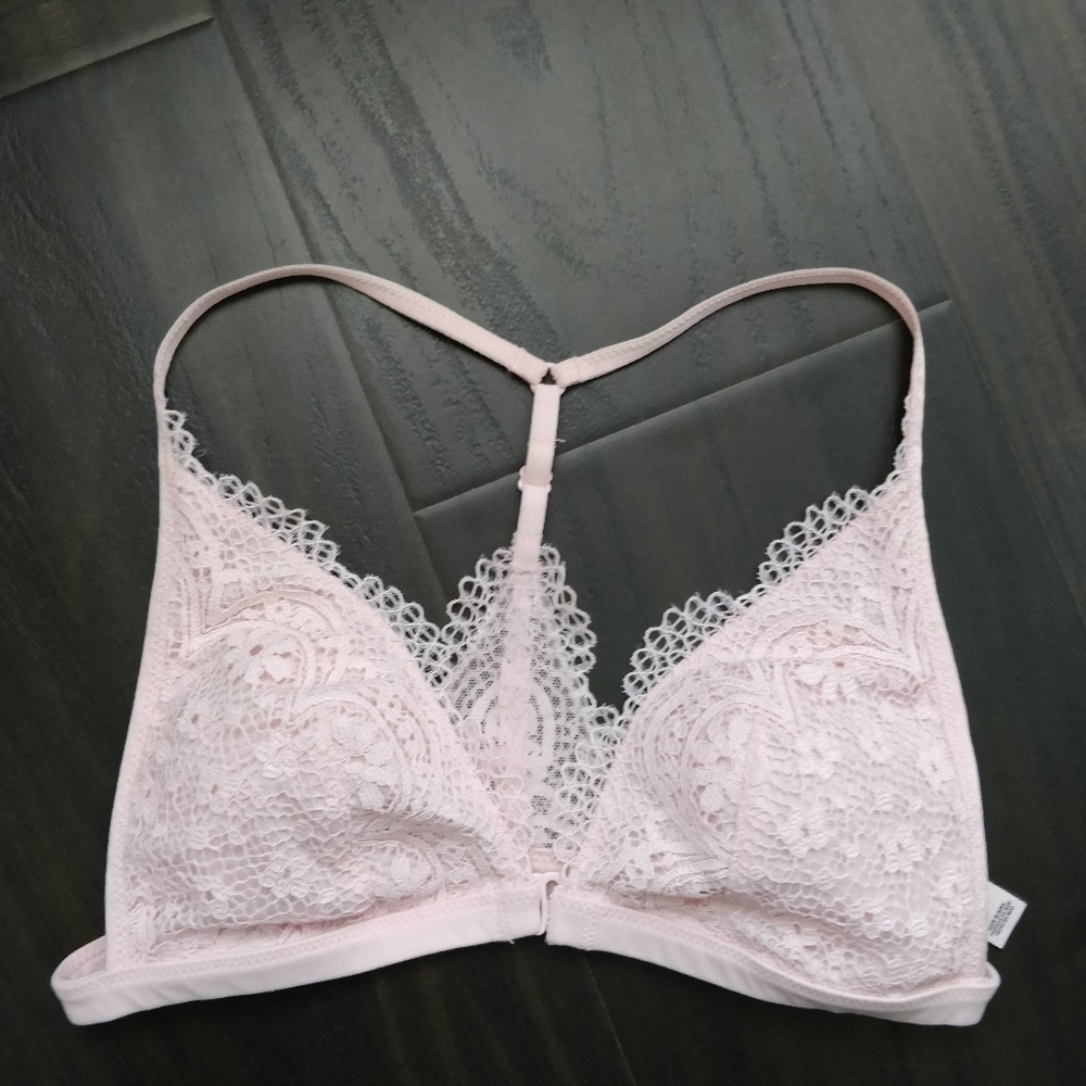 Victoria's Secret Body by Victoria bralette S